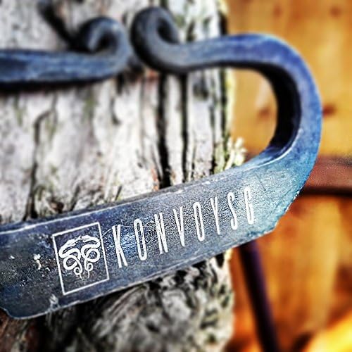 Flint and a Steel Striker Made from Carbon Steel Traditional Hand Forged Fire Starter Comes with English Flint Stone and Emergency Tinder Jute Carry Bag