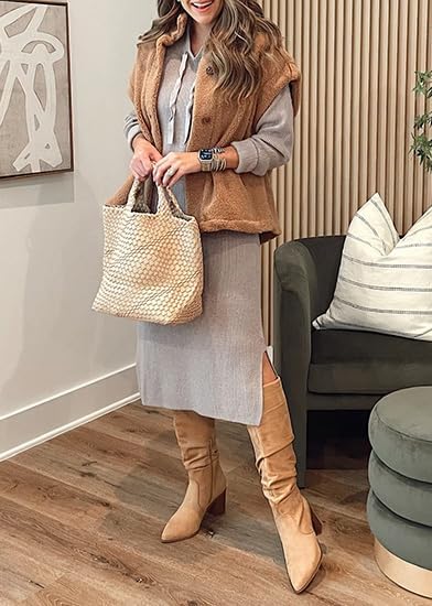 Hongqizo Womens Fuzzy Fleece Vest Casual Oversized Warm Button Down Sherpa Vest Jacket with Pockets