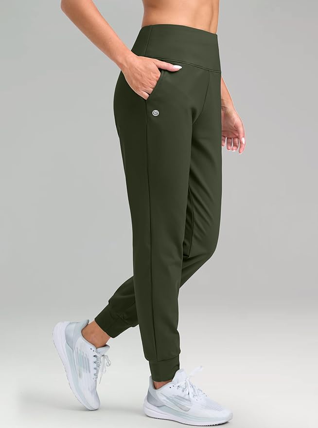G Gradual Women's Fleece Lined Joggers High Waisted Water Resistant Thermal Hiking Pants Cold Weather Sweatpants with Pockets