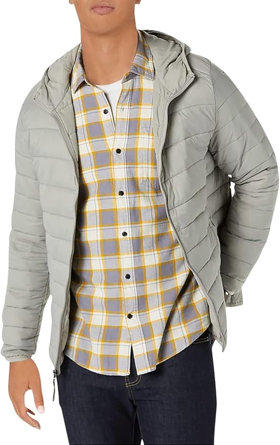 Amazon Essentials Men's Lightweight Water-Resistant Packable Hooded Puffer Jacket