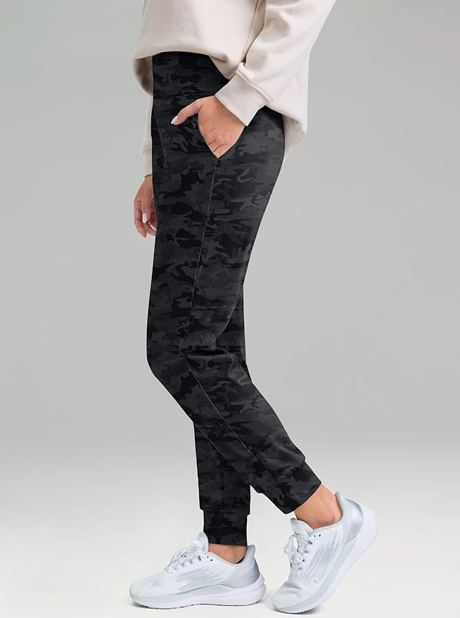 G Gradual Women's Fleece Lined Joggers High Waisted Water Resistant Thermal Hiking Pants Cold Weather Sweatpants with Pockets