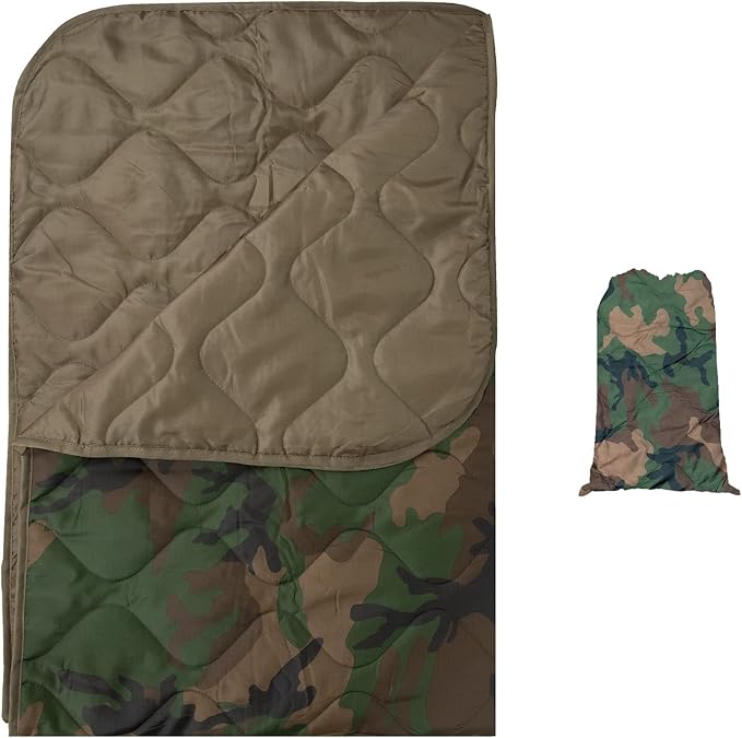LOOGU Camo Blanket Waterproof Insulation Poncho Liner for Outdoor Camping, Hiking, Hunting, Survival, Backpacking, Picnicking
