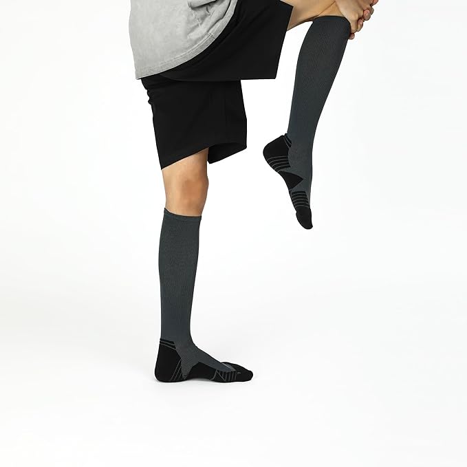 WANDER 3-6 Pairs Men's Athletic Run Cushion Over-the-Calf Tube Socks