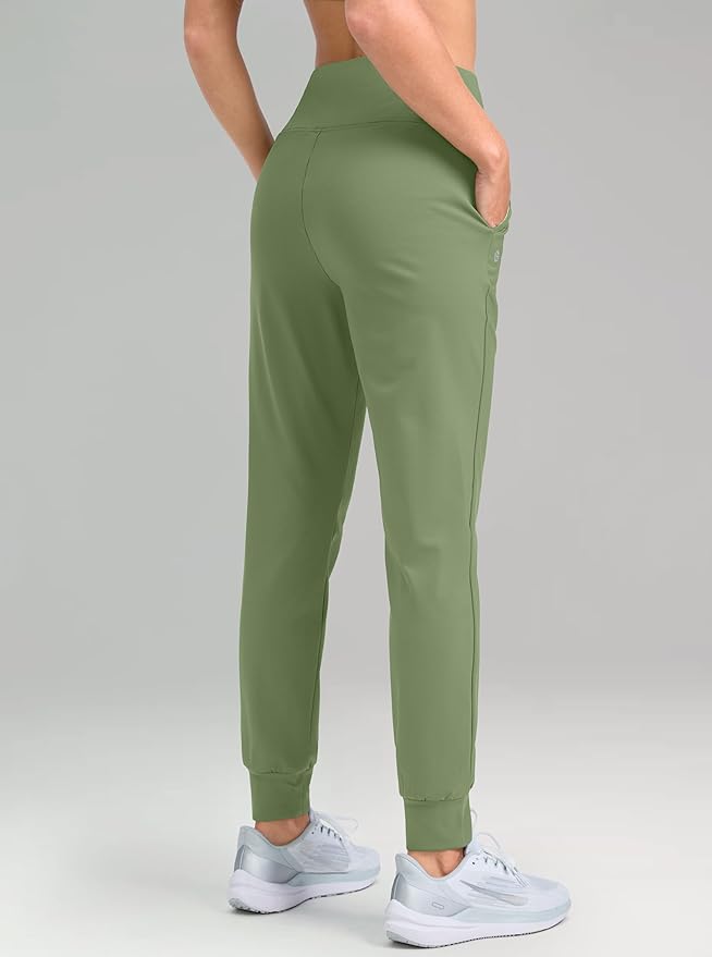 G Gradual Women's Fleece Lined Joggers High Waisted Water Resistant Thermal Hiking Pants Cold Weather Sweatpants with Pockets