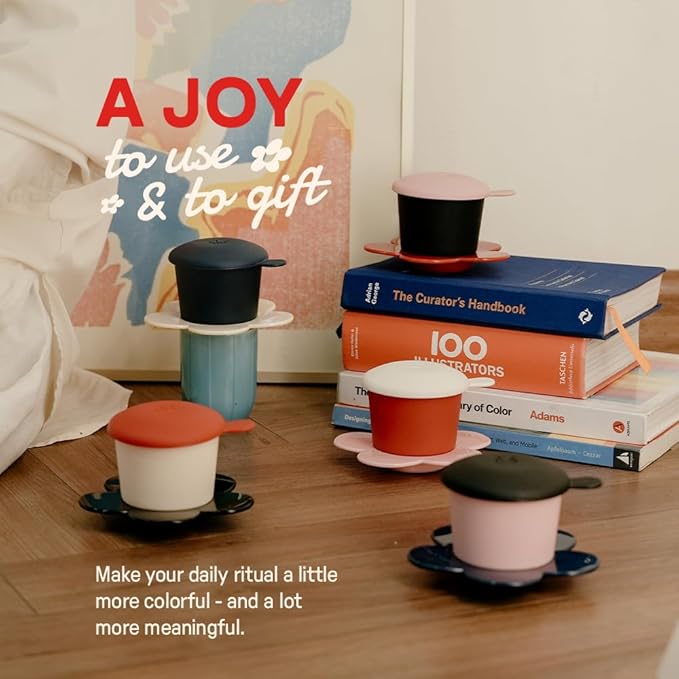 – Vietnamese Coffee Dripper – MIX COLORS – Pour Over Coffee Maker with Flower Design – Reusable Coffee Filter for Sustainable Brewing (Red + Black)