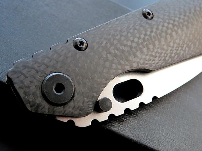 Eafengrow EF225 Pocket Knife Hunting Knives D2 Blade Titanium Handle with Clip EDC Tools Survival (black)