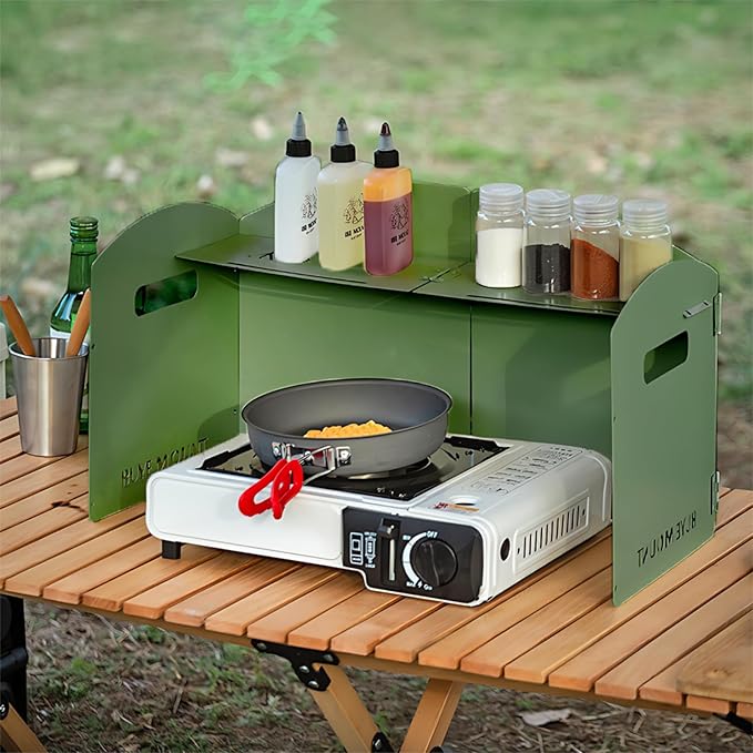 Outdoor Wind Deflector,Cassette Stove Folding Wind Deflector, Steel Windproof Hood for Stove, Gas Stove Wind Deflector, Camping Thickened Stove Ring, Portable 4 Plates Wind Blocker (Green)
