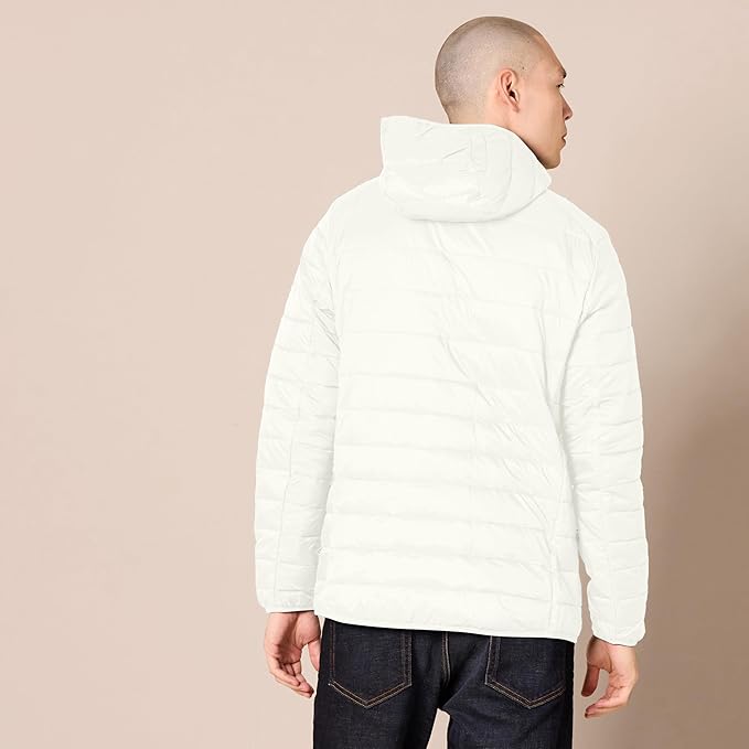 Amazon Essentials Men's Lightweight Water-Resistant Packable Hooded Puffer Jacket