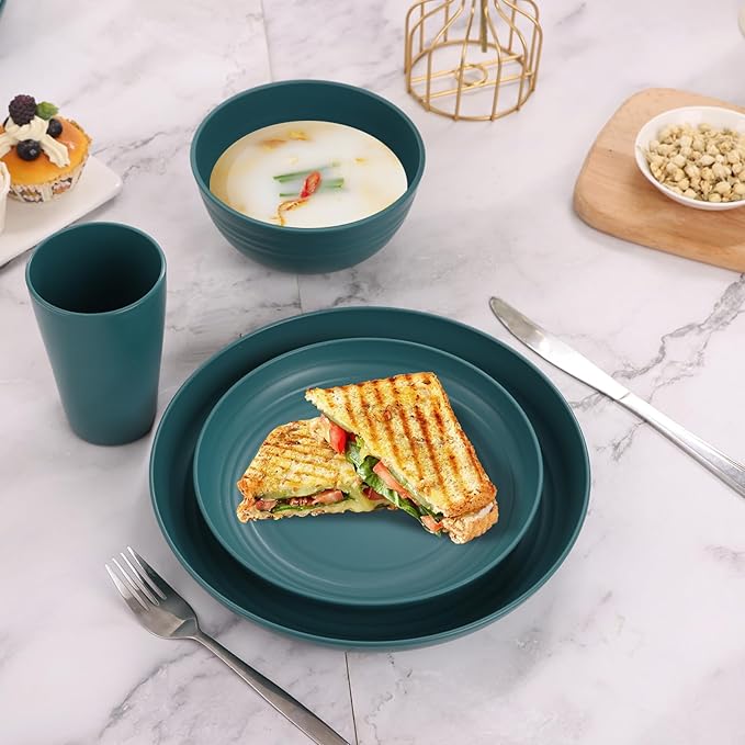 Green Unbreakable Plates and Bowls Sets Microwave and Dishwasher Safe,Dark Green Dinnerware Sets for 8,Christmas Reusable Plastic Dishes Set Lightweight for Kids Elderly Kitchen Adults Camping Outdoor