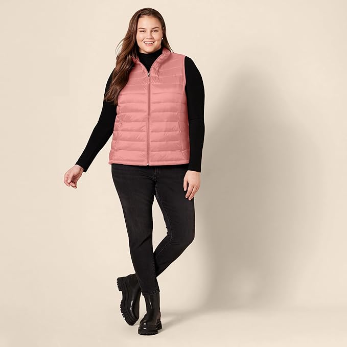 Amazon Essentials Women's Lightweight Water-Resistant Packable Puffer Vest