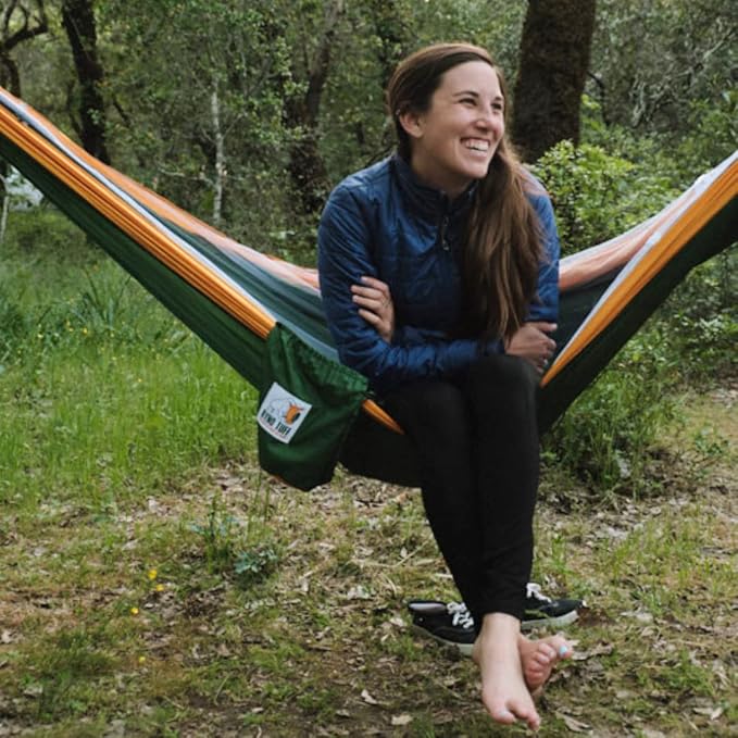 X-Large 2 Person Indoor Outdoor Camping Hammock - Compact Waterproof Double Hammock with Pocket, Tree Straps & Heavy Duty Carabiners - Parachute Grade Nylon Can Hold Over 600lbs of Weight