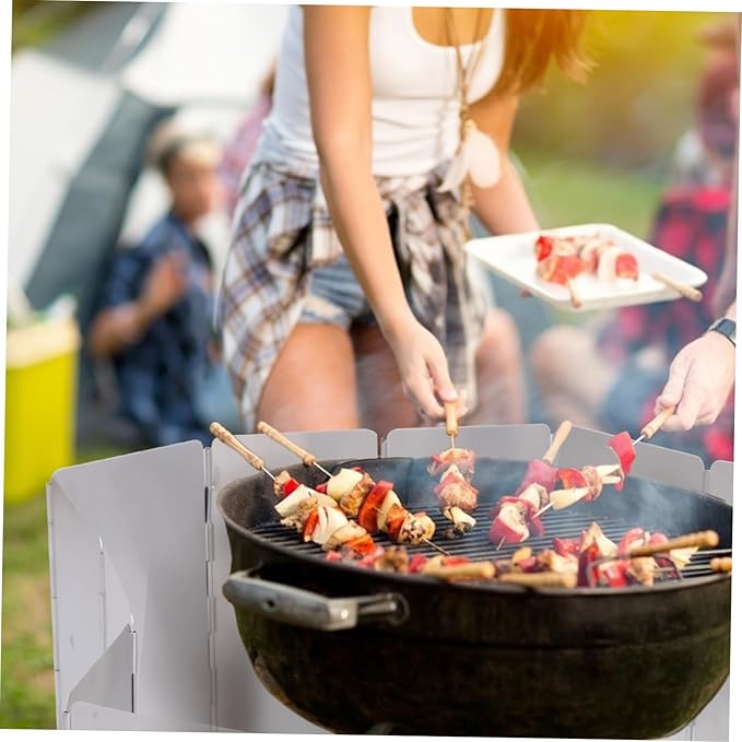 Outdoor Aluminum Alloy BBQ Windshield Cooking Shield for Camping Picnics Lightweight Durable Reduces Wind for Efficient Grilling