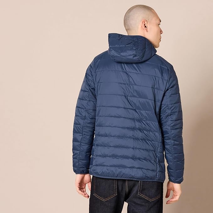 Amazon Essentials Men's Lightweight Water-Resistant Packable Hooded Puffer Jacket