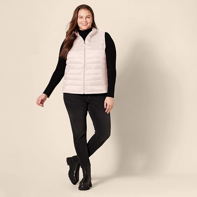 Amazon Essentials Women's Lightweight Water-Resistant Packable Puffer Vest