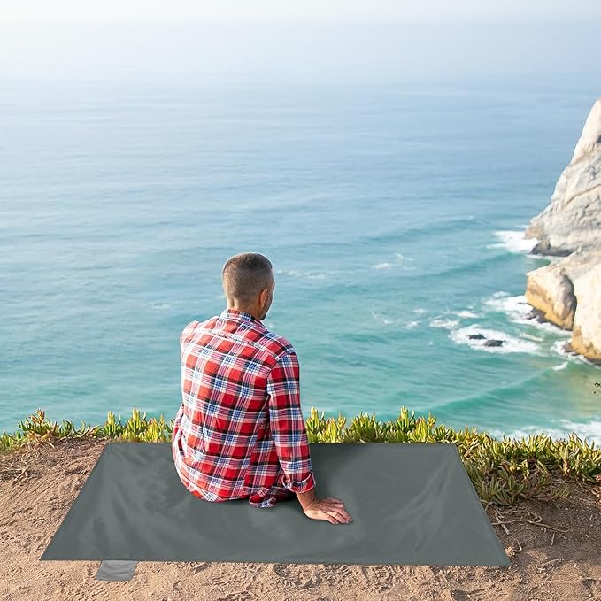 Odoland Beach Picnic Blanket, 43.3" x 27.5" SandProof Waterproof Outdoor Pocket Blanket with Portable Bag, Foldable Lightweight Sand Free Beach Mat for 1 People Hiking, Camping, Travel, Grey