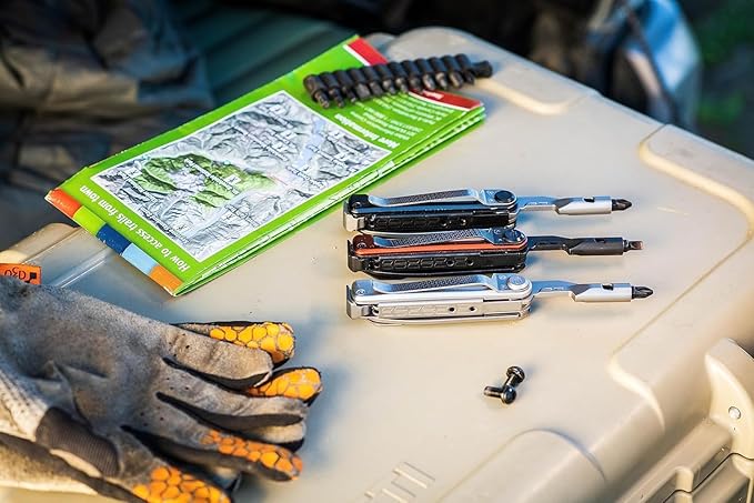 Gerber Gear Armbar Trade 8-in-1 Multi-tool - 2.5" Plain Edge Blade, Pry Bar, Hammer - EDC Gear and Equipment - Silver