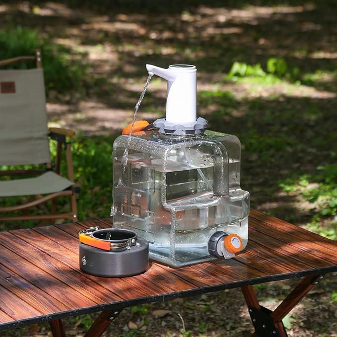2.11-5.28 Gallon Water Jug, Camping Water Container with Spigot, No Leakage Water Tank Compatible with Electric Water Pumps, Water Bucket for Emergency Outdoor Hiking Picnic