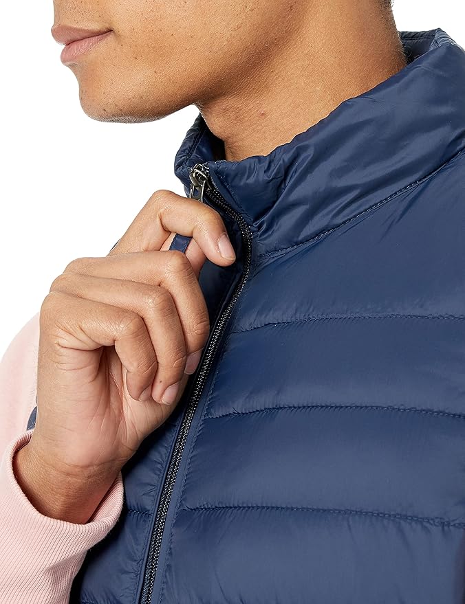 Amazon Essentials Mens Lightweight Water-Resistant Packable Puffer Vest