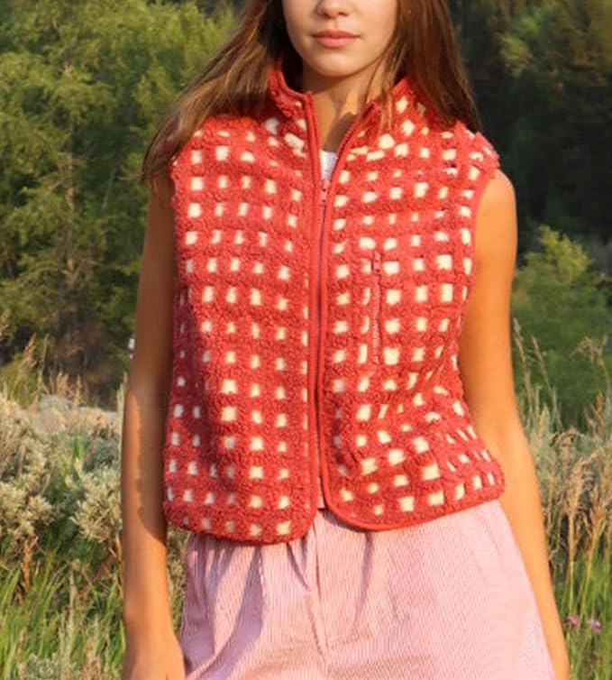 Colorful world Womens Checkered Sherpa Vest Fleece Jacket Lightweight Zip Up Sleeveless Crochet Plaid Gilet with Pocket