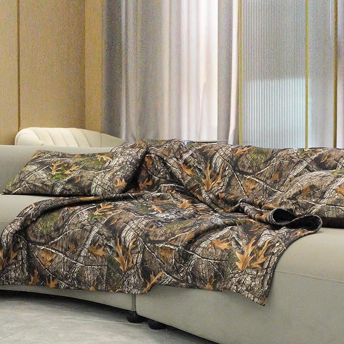 LOOGU Camo Blanket Waterproof Insulation Poncho Liner for Outdoor Camping, Hiking, Hunting, Survival, Backpacking, Picnicking