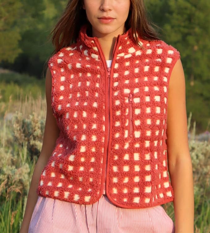 Colorful world Womens Checkered Sherpa Vest Fleece Jacket Lightweight Zip Up Sleeveless Crochet Plaid Gilet with Pocket