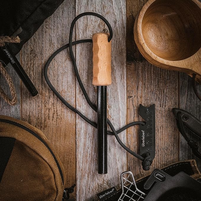 überleben Kräftig Ferro Rod Fire Starter for Survival – Up to 20,000 Strikes, 1/2" Thick Fire Steel with Multi-Tool Striker and Lanyard – Waterproof Flint and Steel for Camping