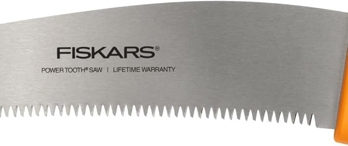 Fiskars 15” PowerTooth D-Handle Saw with Razor-Sharp Stainless Steel blade, Ergonomic SoftGrip Handle for Comfort and Control, Heavy-Duty Hand Saw
