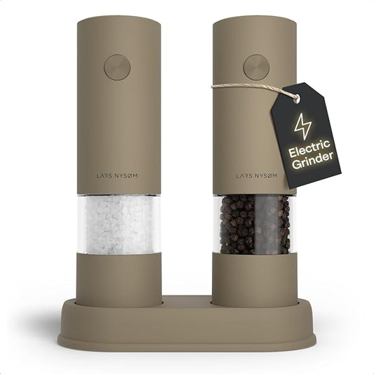 LARS NYSØM Electric Salt and Pepper Grinder Set I Automatic Salt and Pepper Mills with Adjustable Ceramic Grinder I AAA-Battery Operated Electric Spice Mill Set (Taupe Brown)
