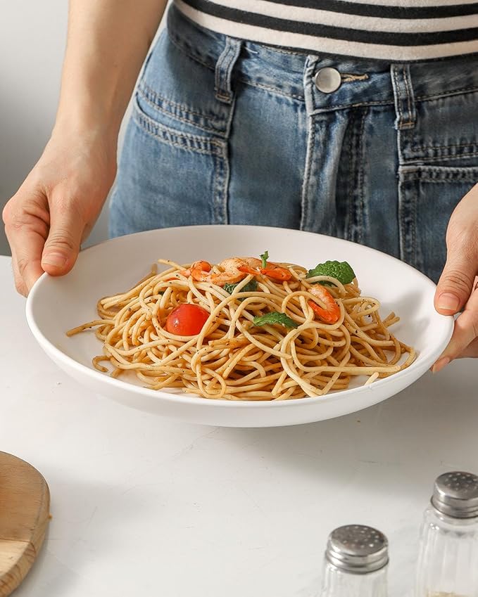 Dinner Plates, 10 Inch Stoneware Plates Set of 4, Ceramic Dinner Dishes for Salad, Pasta, Steak, Pancakes, Scratch Resistant Plate Set, Microwave & Dishwasher Safe, Matte White