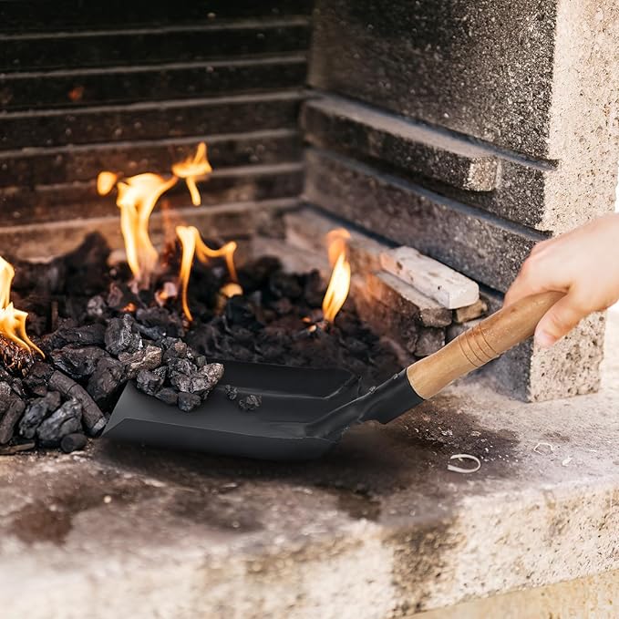 Fireplace Ash Shovel Small Iron Shovel with Wooden Handle Small Garden Mini Digging Soil Dig Spade for Fire Stove Fireplace Trowel Ash Sweep