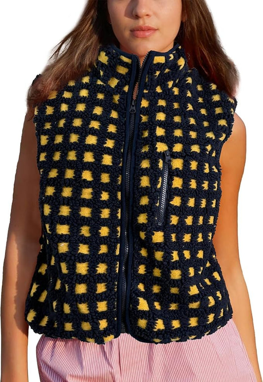 Colorful world Womens Checkered Sherpa Vest Fleece Jacket Lightweight Zip Up Sleeveless Crochet Plaid Gilet with Pocket