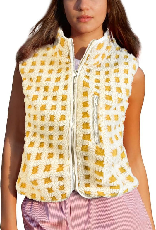 Colorful world Womens Checkered Sherpa Vest Fleece Jacket Lightweight Zip Up Sleeveless Crochet Plaid Gilet with Pocket