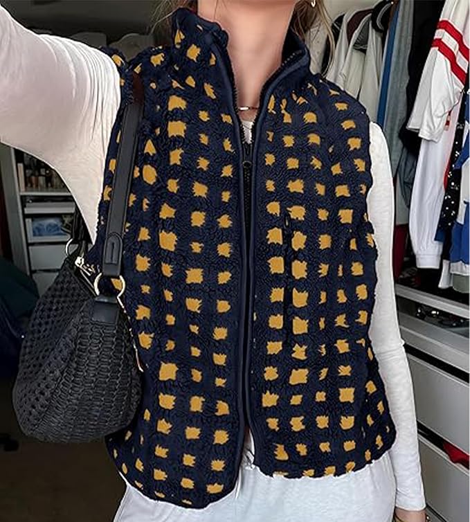 Colorful world Womens Checkered Sherpa Vest Fleece Jacket Lightweight Zip Up Sleeveless Crochet Plaid Gilet with Pocket