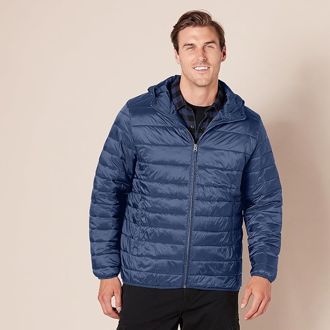 Amazon Essentials Men's Lightweight Water-Resistant Packable Hooded Puffer Jacket