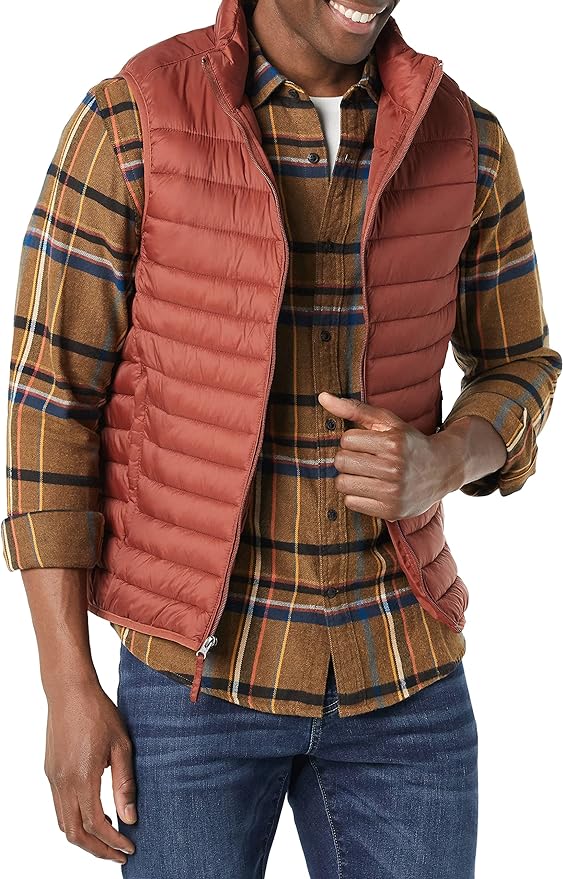 Amazon Essentials Mens Lightweight Water-Resistant Packable Puffer Vest